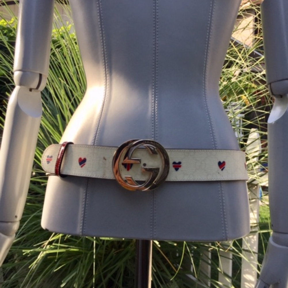 Gucci belt
